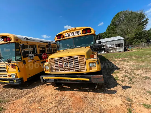 1998 GMC B7T042