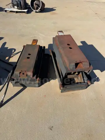 Pair of FMC Hydraulic Pit Jacks