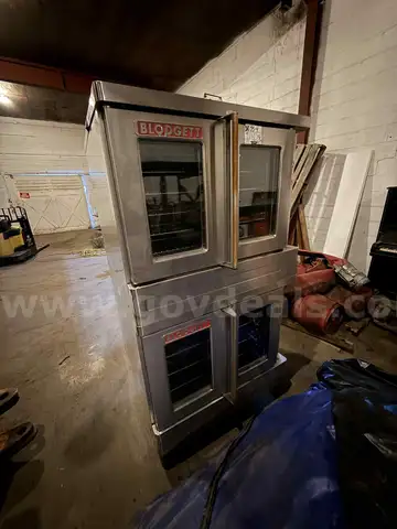 Like new Double stack Blodget oven