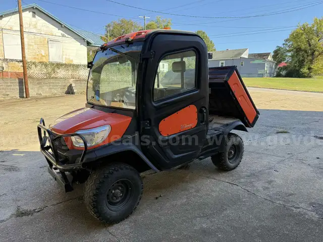 2021 Kubota rtv 1100 Heat and Air condition