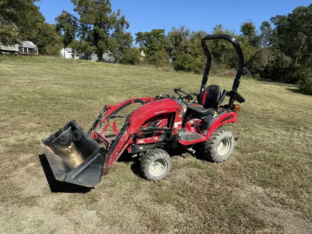 2019 Mahindra emax20 4x4