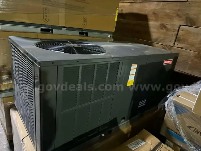 Brand New 2 ton Goodman Package unit