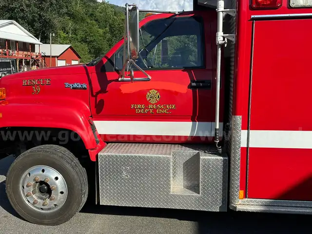 1996 GMC Top Kick 3116 Caterpillar Rescue Truck