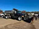 Int 4900 spreader dump truck
