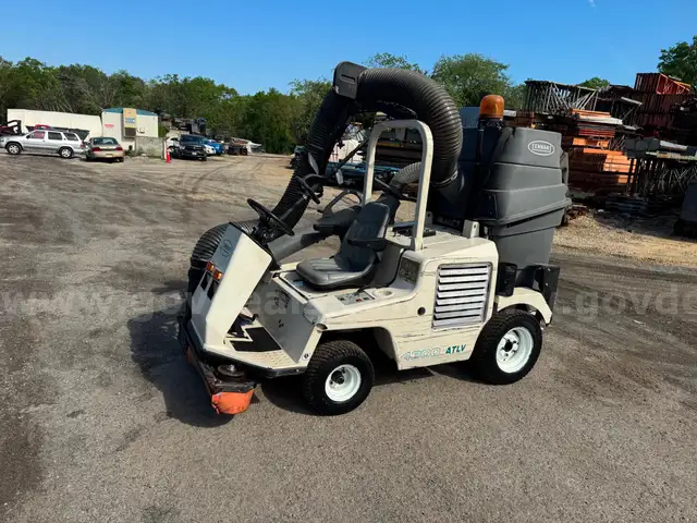 Tennant 4300 LTLV vac