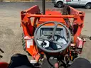Kubota M8200 tractor loader