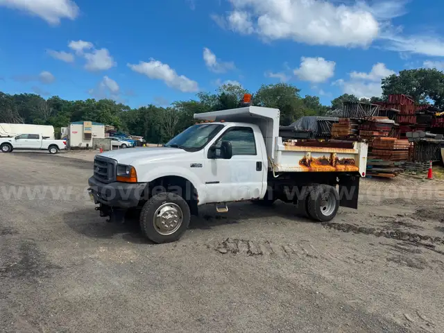 2001 Ford F-450 4x4 S/A Dump Truck (7.3 Diesel)