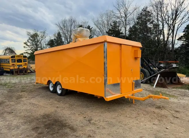 Supreme food concession trailer