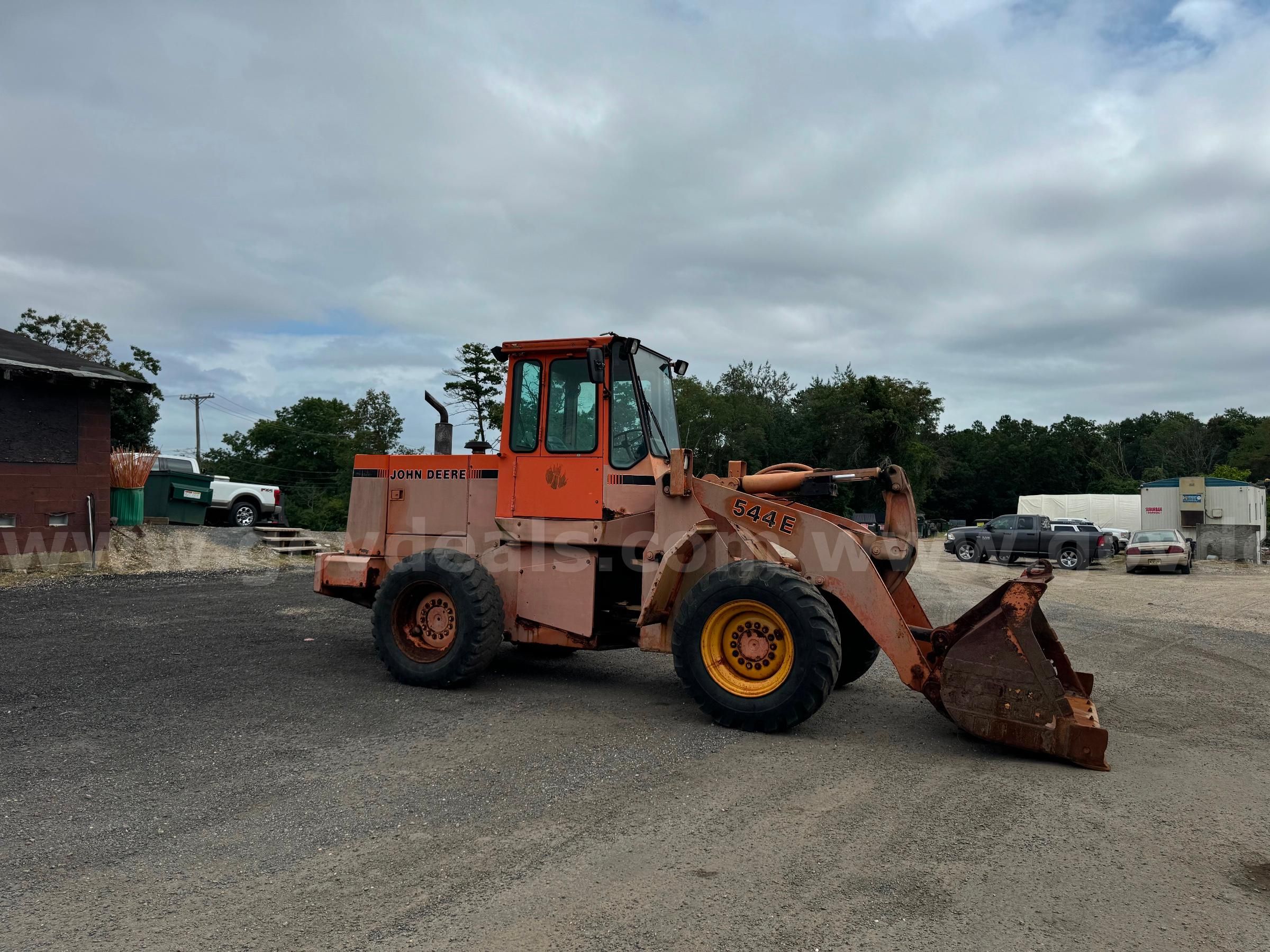 Photo of a  John Deere 544E