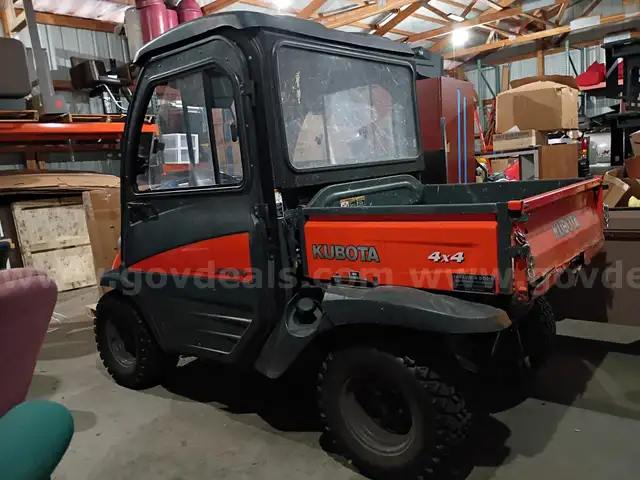 Kubota RTV 500 4x4 w/ Snow Plow