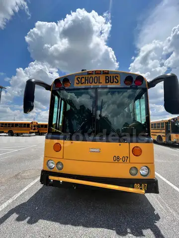 2008 Thomas School Bus # 2106 (CA1552)