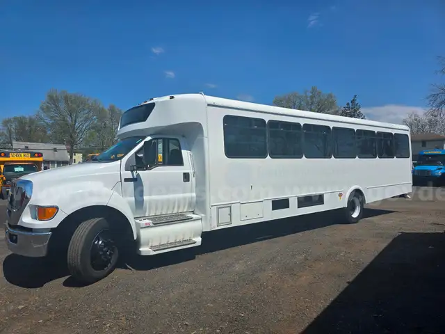 2013 Ford F-650