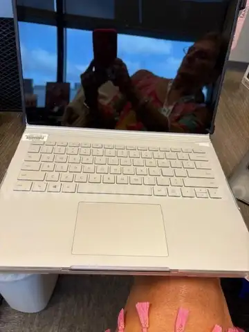 Microsoft Surface Book2 Laptop