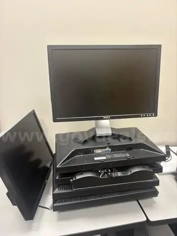 Group of 7 - 20" Dell Monitors