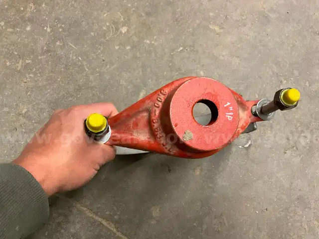 ROMAC DUCTILE IRON BODY TAPPING SADDLE WITH 1 INCH OUTLET 8-8.63 OD (QUANTITY 3)