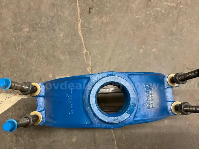 CASKED DUCTILE IRON SERVICES TAPPING SADDLE WITH DUAL U-BOLTS 11-12.12 OD (QUANTITY 8)