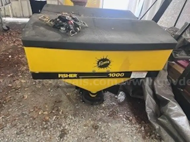 Fisher 1000 Low Profile Tailgate Spreader