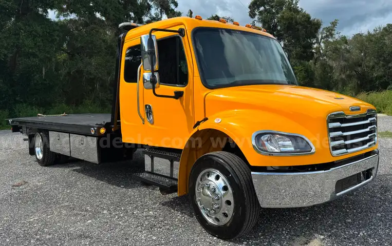 2019 Freightliner M2