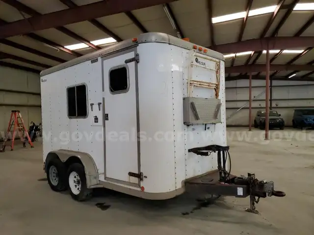 Featherlite Enclosed OFFICE Trailer with Onboard Cummins Generator and Dometic Rooftop A/C Unit CLEAN TITLE