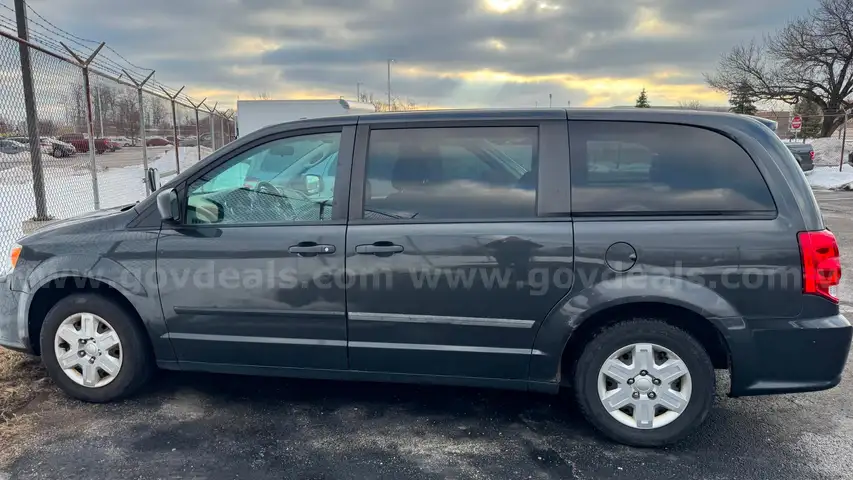 2011 Dodge Grand Caravan, 119” WB 4D Van, 6-3.6L 220 V6