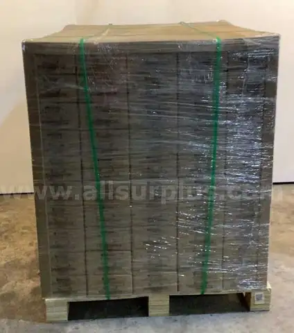 Pallet of 48&#x22; T8 LED Light Bulbs 15W 4000K HIT LED41