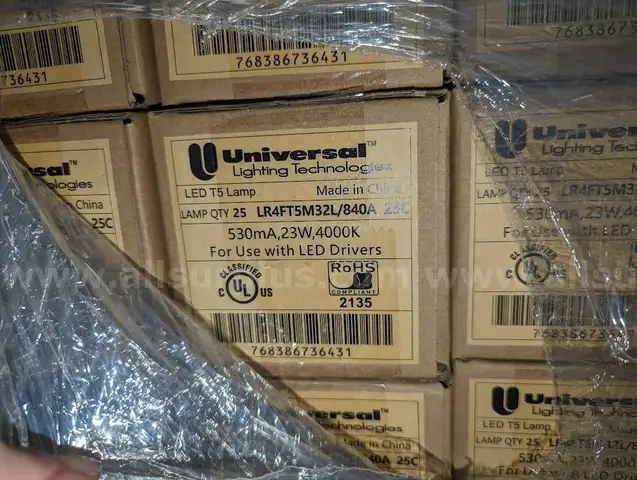 Pallet of 48&#x22; T5 LED Light Bulbs 23W 4000K HIT LED59