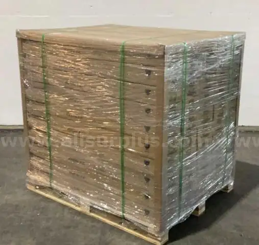 Pallet of 48&#x22; T8 LED Light Bulbs 15W 5000K HIT LED71
