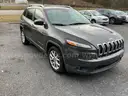 2014 JEEP  CHEROKEE LATITUDE/ 2.4L /clean title/ runs/drives