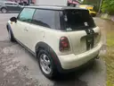 2007 Mini Cooper-runs/drives/automatic- clean title-143,661 miles