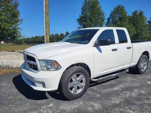 2014 RAM 1500 CREW CAB 4X4 Auto 4DR, 5.7L V8 w 123k Miles NYS Inspection till 12/25!!