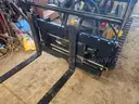 new mini skidsteer hydraulic side shift pallet forks