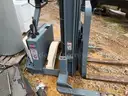 nissan pallet stacker and pusher