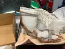 PALLET OF NEW WOMENS SHOES