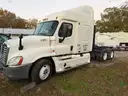 2009  freightliner cascadia