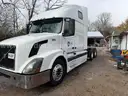 2006 VOLVO NL WITH CUMMINS ENGINE