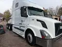 2006 VOLVO NL WITH CUMMINS ENGINE