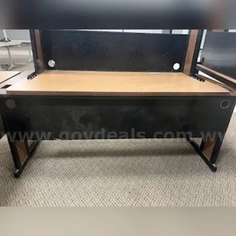 1 Table Desks