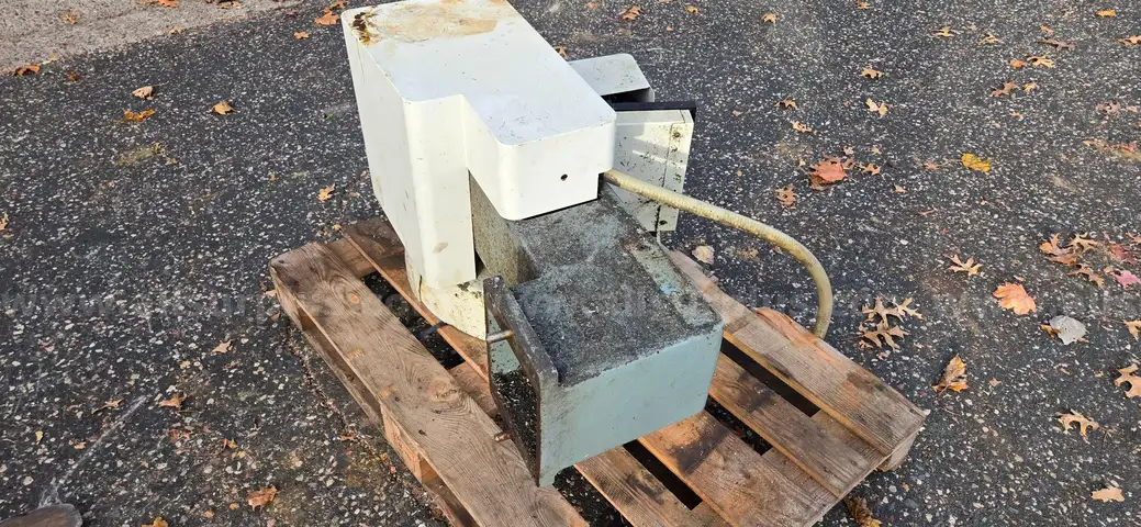 Fadal 4020 Tool Changer Assembly