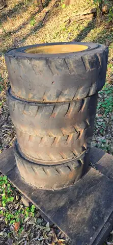 Titan HD 10-16.5 skid steer tires