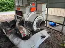 Giant Leaf Vac