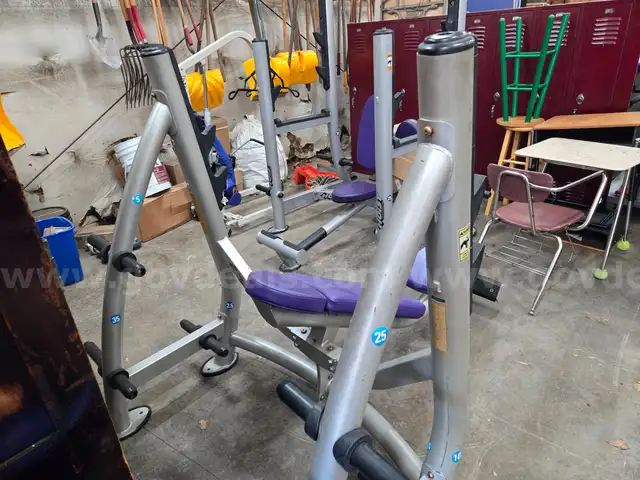HOIST Gym Equipment