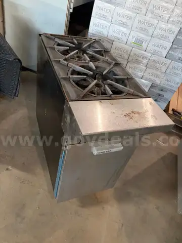 Garland 2 burner gas stove