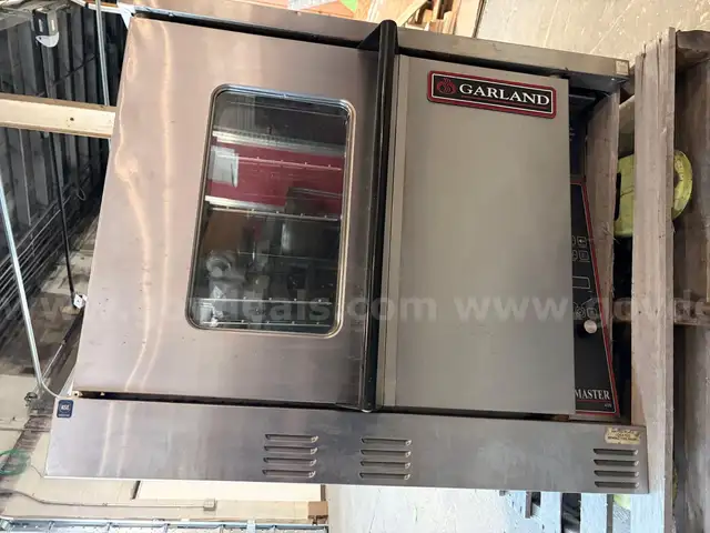 Garland 2 door gas oven