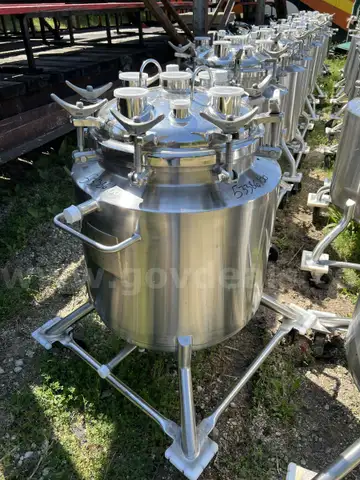 316L Stainless Steel, vertical Precision Stainless 103 Liter / 27.2 Gallon Jacketed Tank