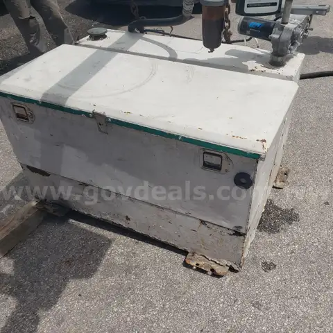 Diesel Transfer Tank, 12 volt Pump 1&#x22; and Meter
