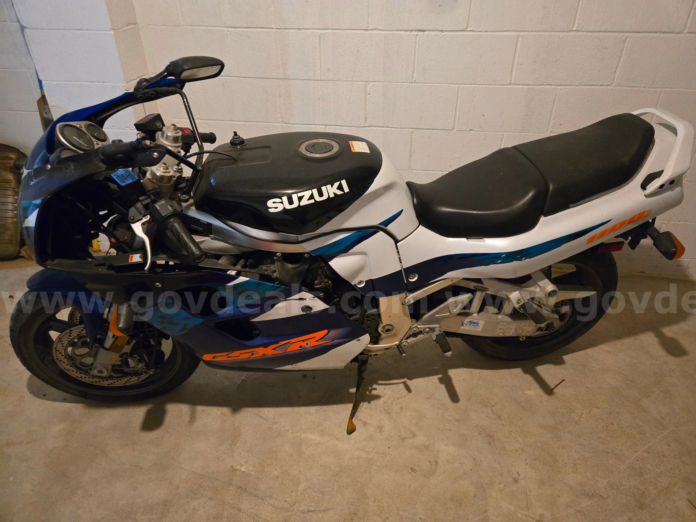 27450_31_a8e3f7a5-11e9-4852-