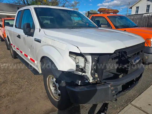 2016 Ford F-150 XL SuperCab 6.5-ft. Bed 4WD Body Damage