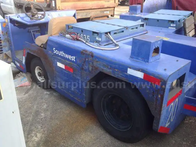 2002 Tug MX4-40 Baggage Tractor