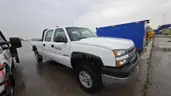 2005 Chevrolet Silverado 2500HD Work Truck Crew Cab Short Bed 2WD