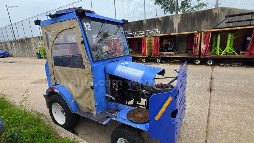 1994 Tug Tech MH50 High Speed Baggage Tractor